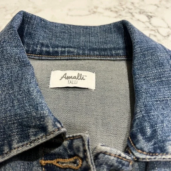 NWOT Amalli Talli Women's Denim Jacket Classic Blue Jean Jacket Size S Tall - Picture 2 of 8